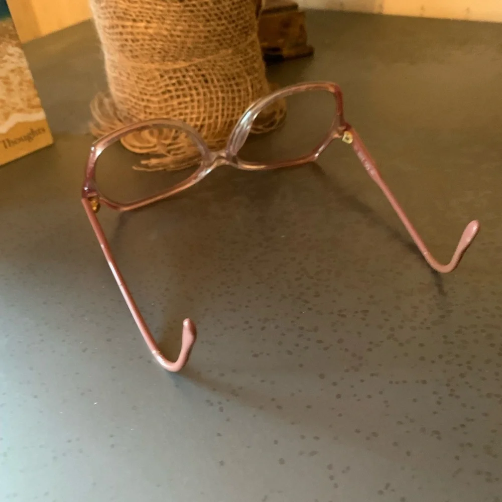 GUCCI- GG 2102 Classic Frame Designer Glasses. Frame, ITALY. MAUVE color plastic - Picture 3 of 12